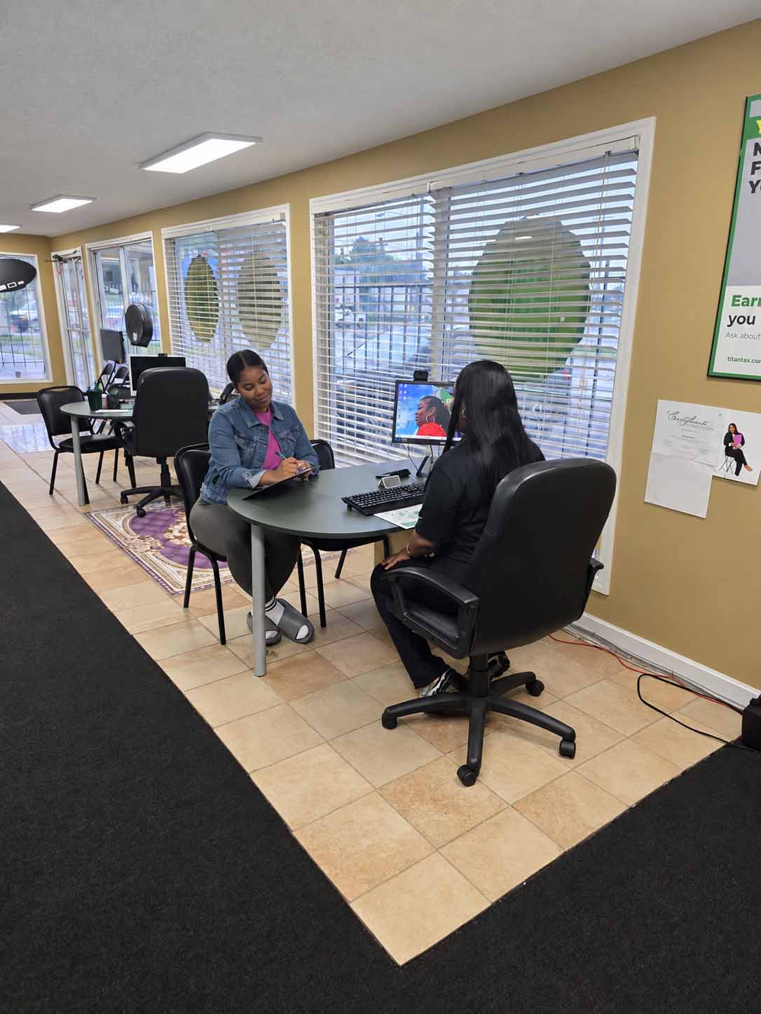 Bright, renovated Titan Tax office in Roselawn, Cincinnati